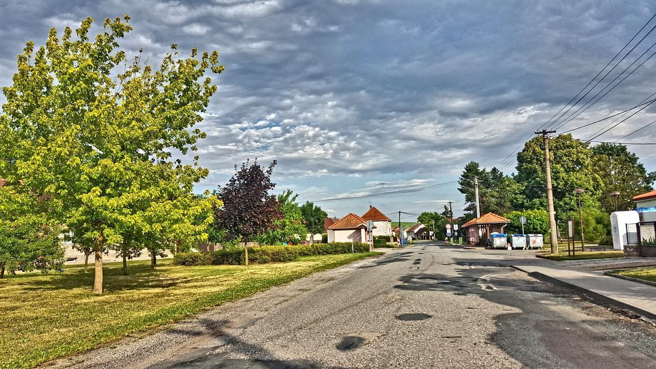 Moravske Toskansko Stavesice Exterior foto
